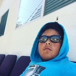 Meet your Posher, Jefte